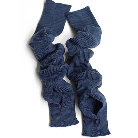 T004　レッグウォーマー　NAY