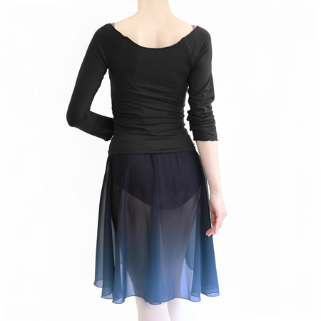 MD915　長袖トップ